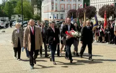 Obchody 3 Maja 47